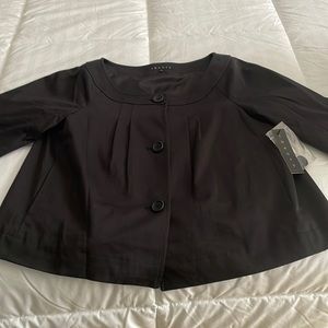 Theory three-quarter sleeve black fully lined jacket three buttons